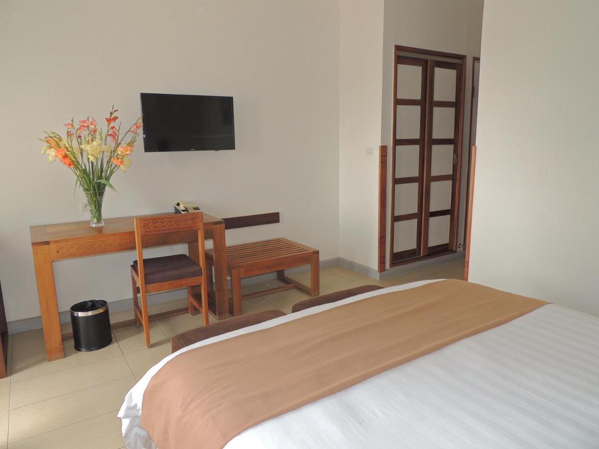אנטסירבה Plumeria Hotel מראה חיצוני תמונה
